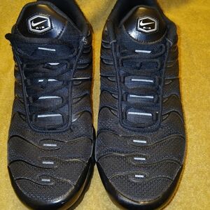 Black Air Nike...Mens 10 1/2